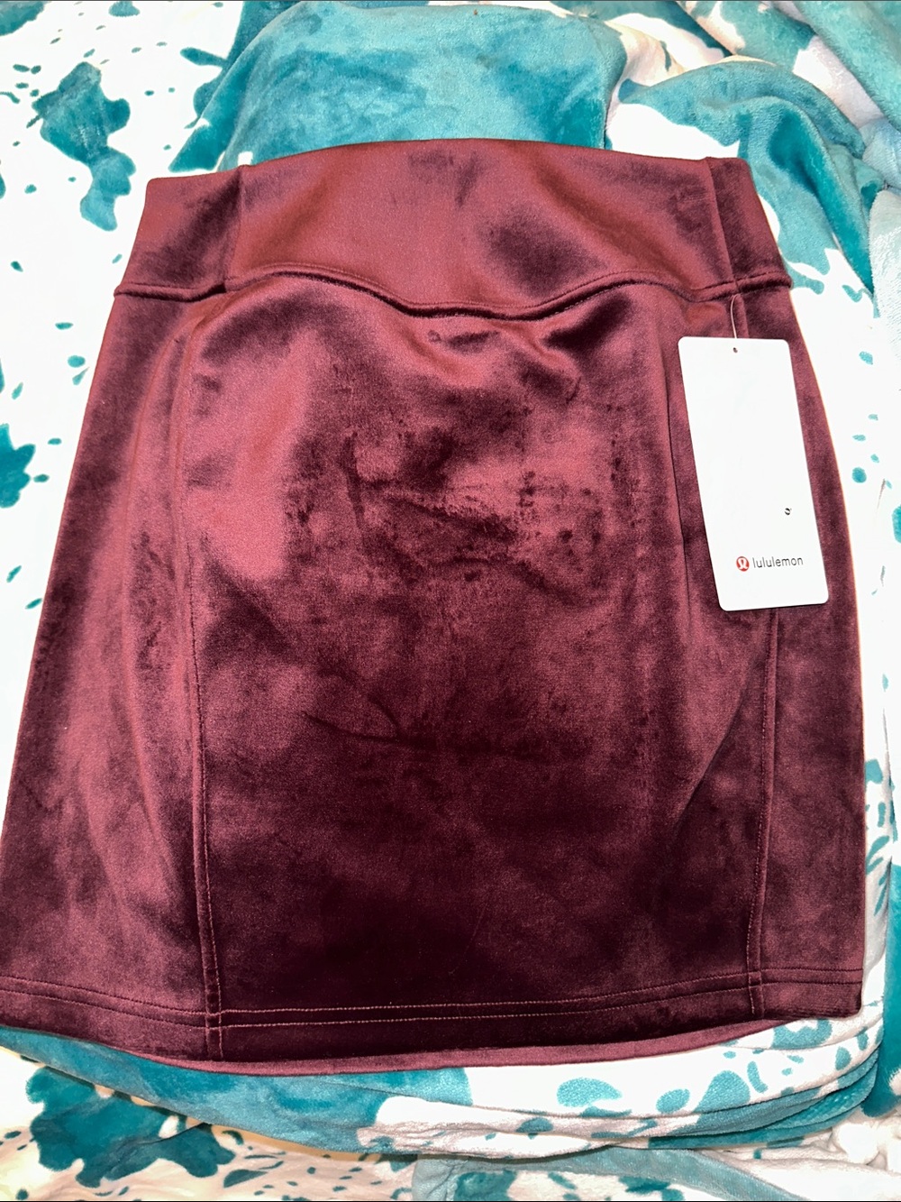 lululemon athletica Velvet-Feel Pencil Skirt in GRAPE PURPLE XS
